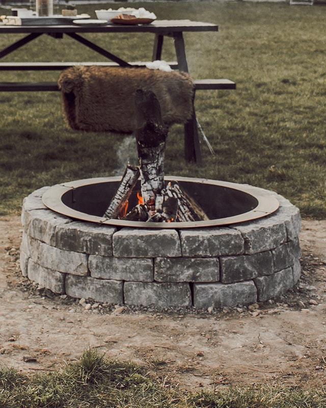 Creating The Perfect Backyard Campfire Area | Rona