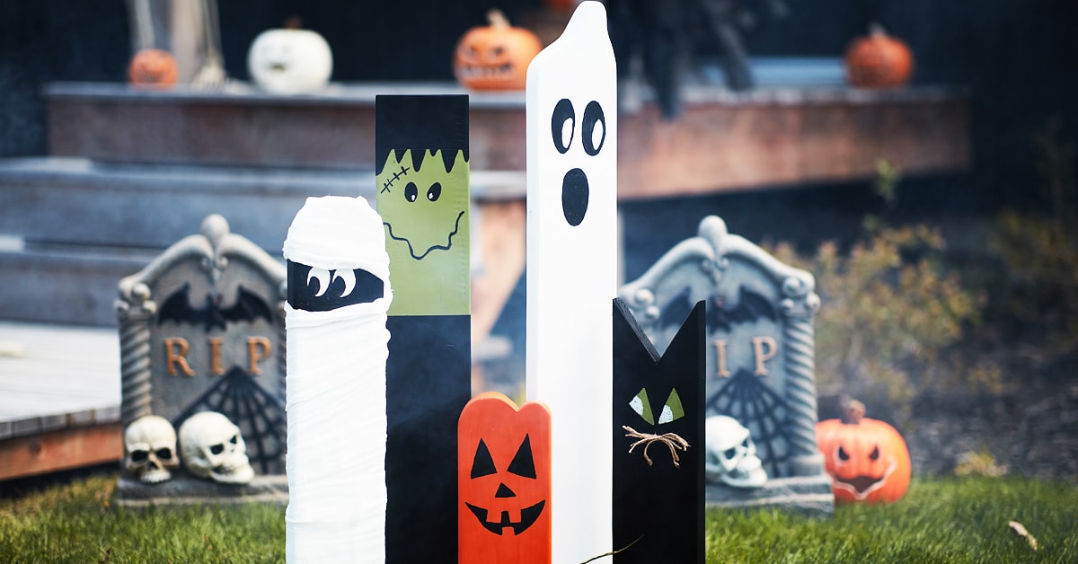 Wooden DIY Halloween decorations