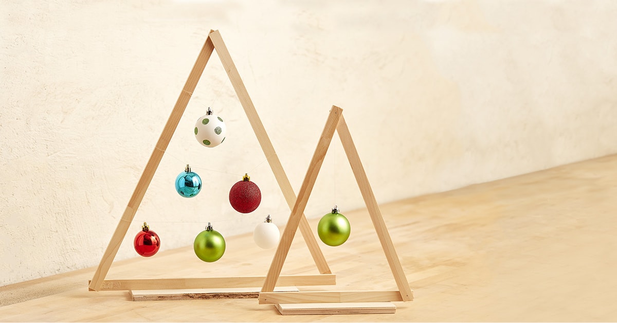 How to build a small wooden Christmas tree for less than $20