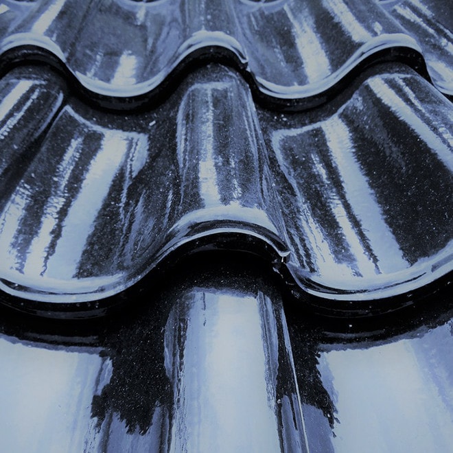 Plastic roofing tiles