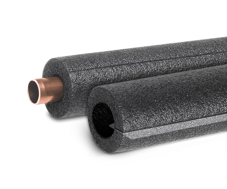 Pipe with an insulating sleeve 