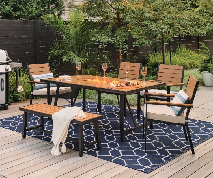 Open Weave Country Rope All Weather Chairs & Round Teak Table