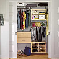 A few modular storage solutions are enough to organize your space